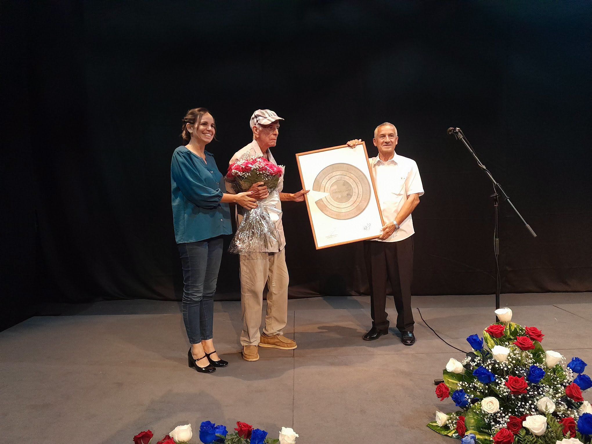 Recibe José Bell Lara Premio Nacional de Ciencias Sociales y Humanísticas 2025