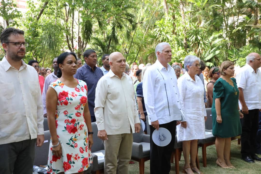En los 65 años de la UNEAC el compromiso es con Cuba y su arte fiel