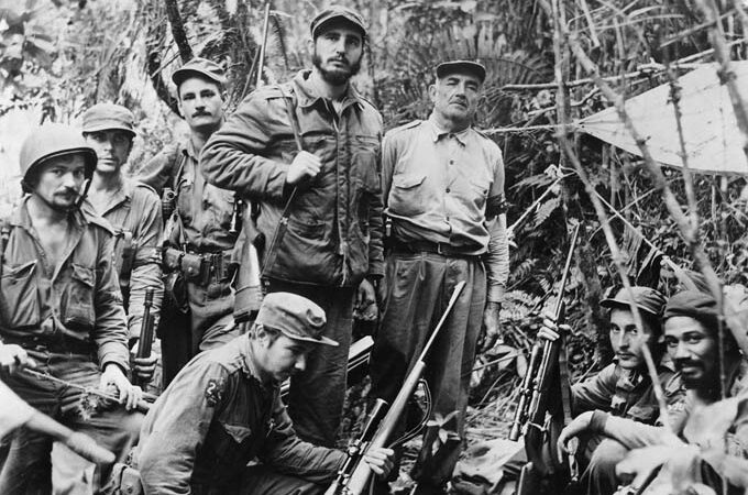 Fidel, jefe guerrillero y combatiente