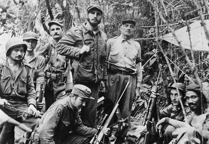 Fidel, jefe guerrillero y combatiente