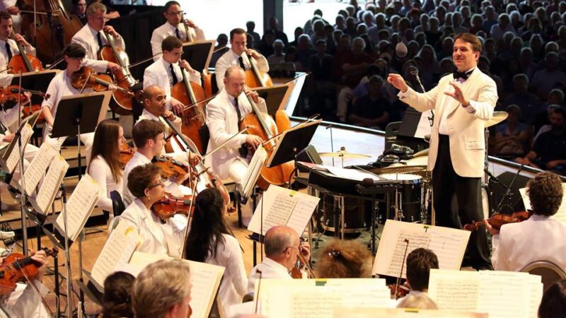 La Orquesta Boston Pops en Un lugar en el aire