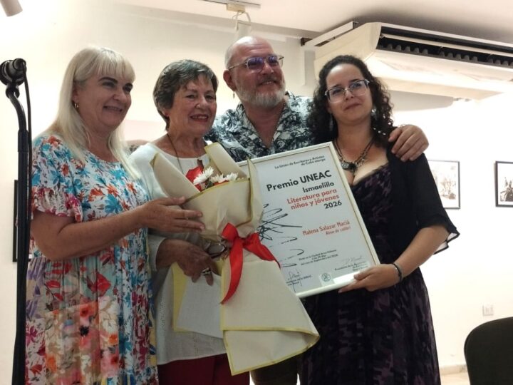 Premios Uneac 2026: la creación literaria cubana celebra sus nuevos galardones