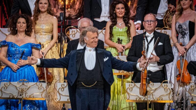Un saludo convertido en música por André Rieu