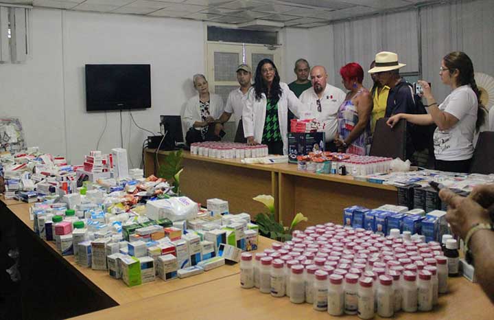 Recibe Pediátrico Juan Manuel Márquez donación de medicamentos y material quirúrgico