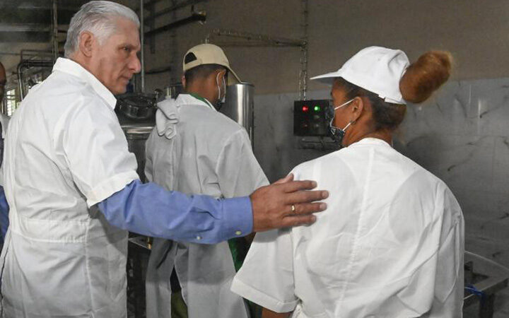 Recorrió Díaz-Canel Planta Potabilizadora Norte-Habana