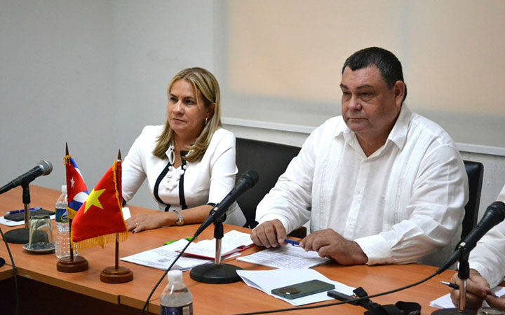 Estrechan lazos de hermandad campesinos de Vietnam y Cuba
