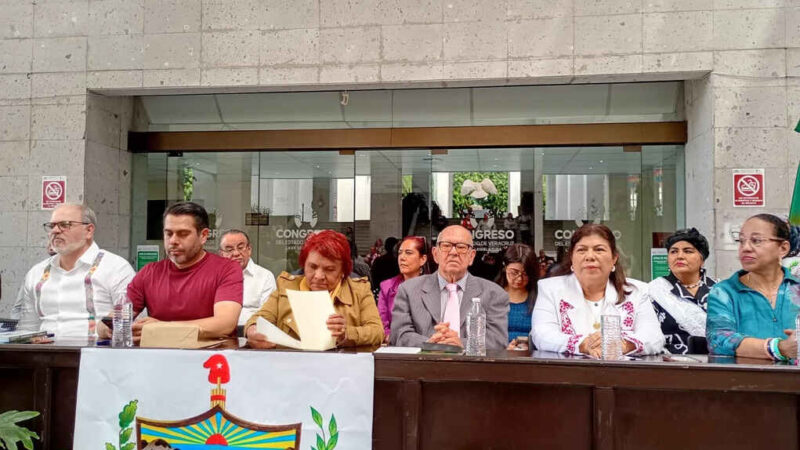 Veracruz celebra la cultura cubana y reconoce la obra de Miguel Barnet