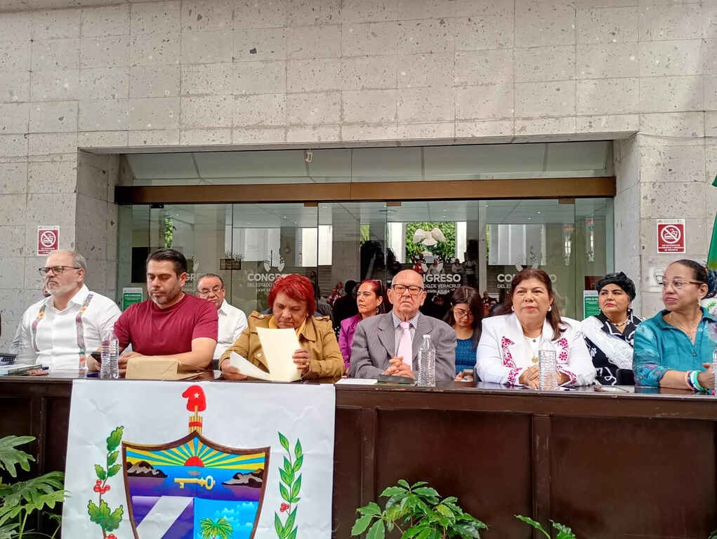 Veracruz celebra la cultura cubana y reconoce la obra de Miguel Barnet