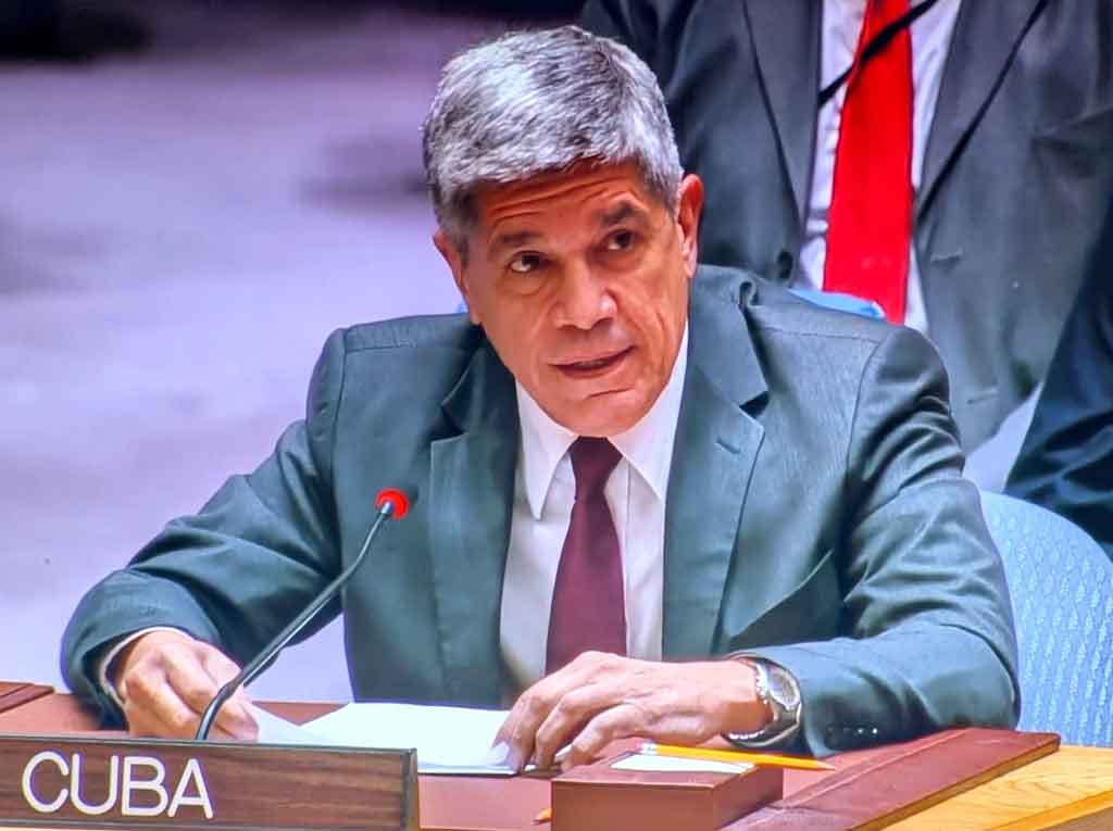 Vicecanciller de Cuba denuncia ilegalidad de bloqueo energético